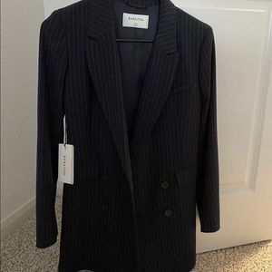 NWT Aritzia Babaton Blazer